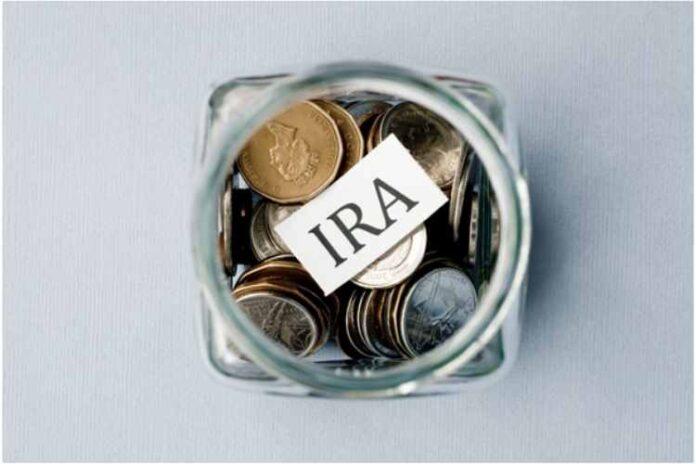 Roth vs Traditional IRA: Exploring the Differences