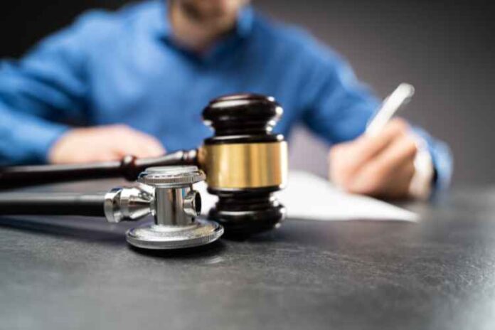7 Benefits Of Hiring A Medical Malpractice Lawyer